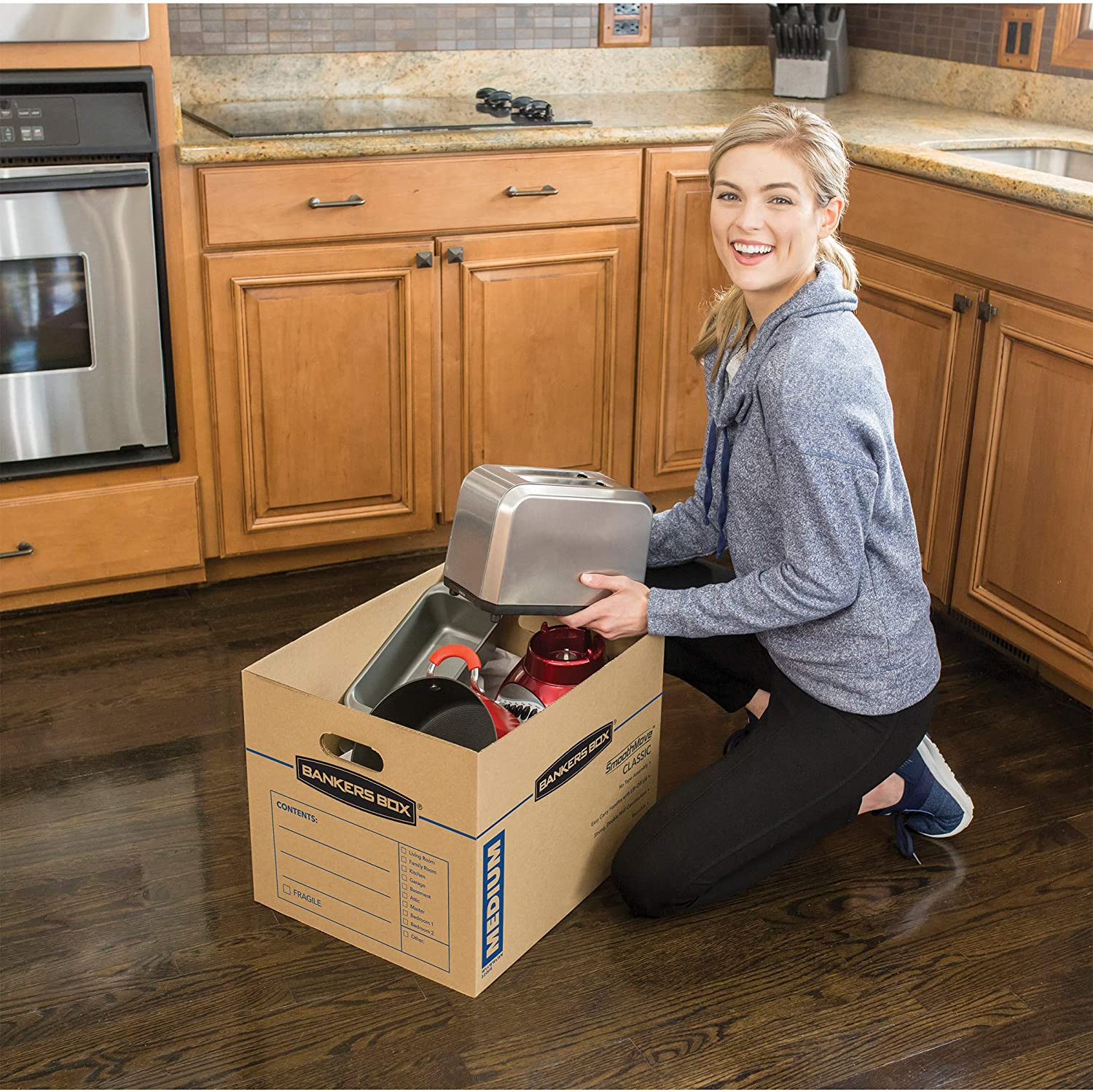 Bankers Box Medium Classic Moving Box 20 Pack, Reinforced Handles, Tape-Free Ass