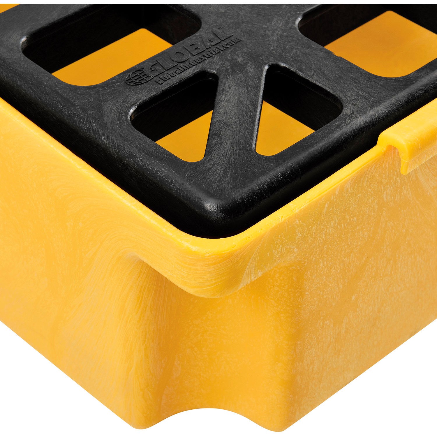 Global Industrial Spill Containment Platform 1 Drum Capacity
