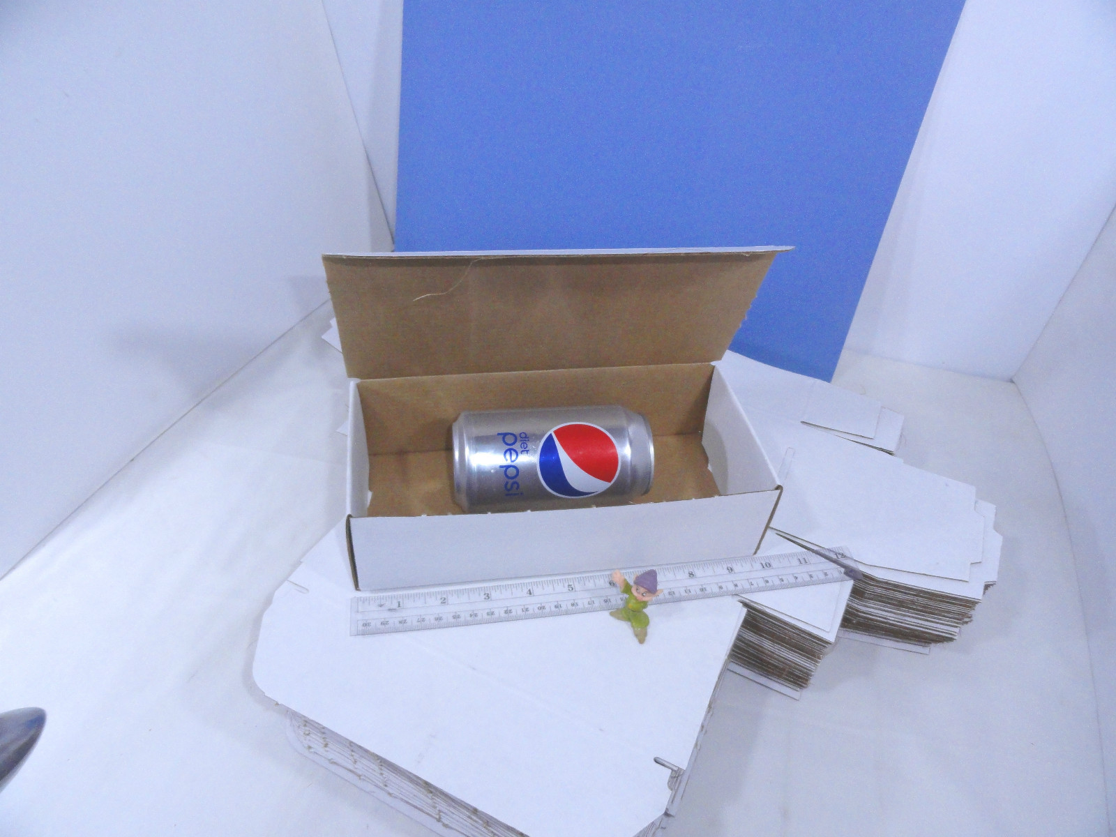50 White Cardboard FBP-73 Boxes 9.5 “ Long x 4 3/8″ Wide x 2 ½” Deep